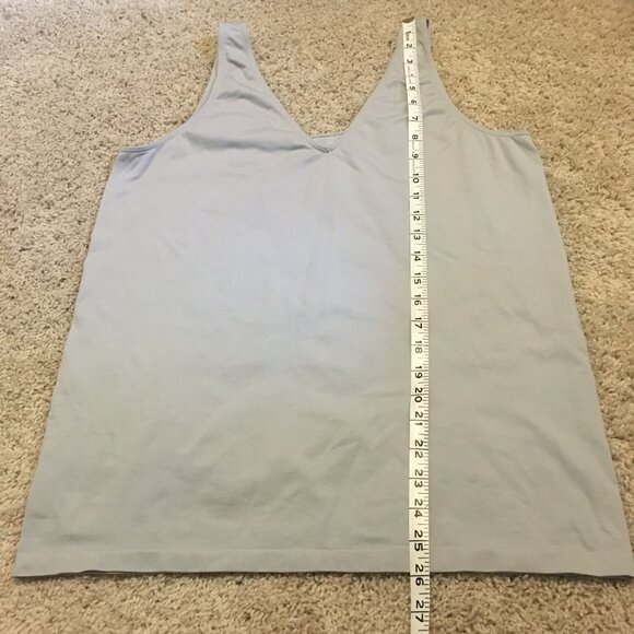 Vintage Ice Blue Grey Stretchy Seamless V-Neck Tank Top - Picture 10 of 11